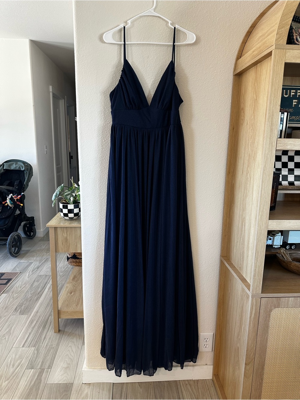 Faeriesty Women's Navy V-Neck Spaghetti Strap Maxi Dress
